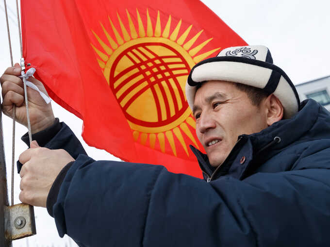 МИД Киргизии: амнистию для мигрантов в России продлили до 10 сентября
