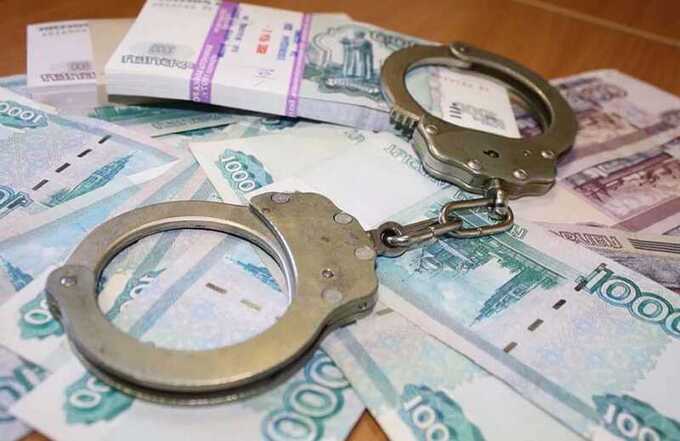 Чиновников из Херсонской области арестовали за взятки при заключении дорожных контрактов
