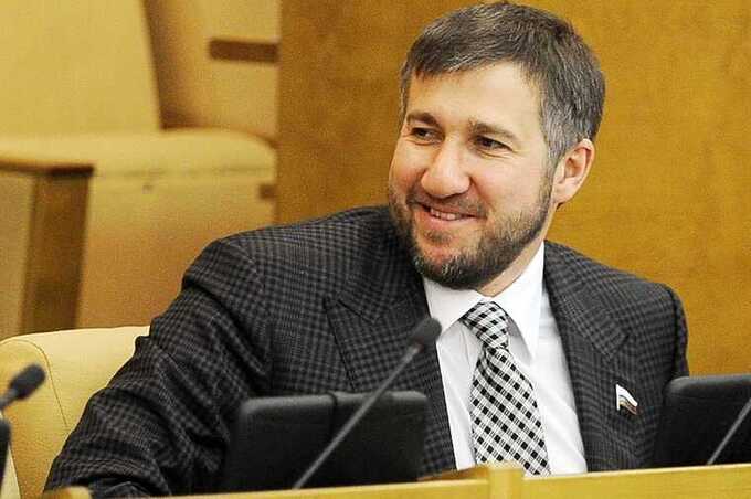 Депутат Аникеев лишил свободы соратника в Азербайджане и разворовал криптовалюту