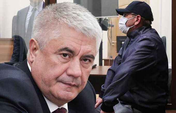 Связка Тихонова и Колокольцева выводила откаты через школу в Лондоне